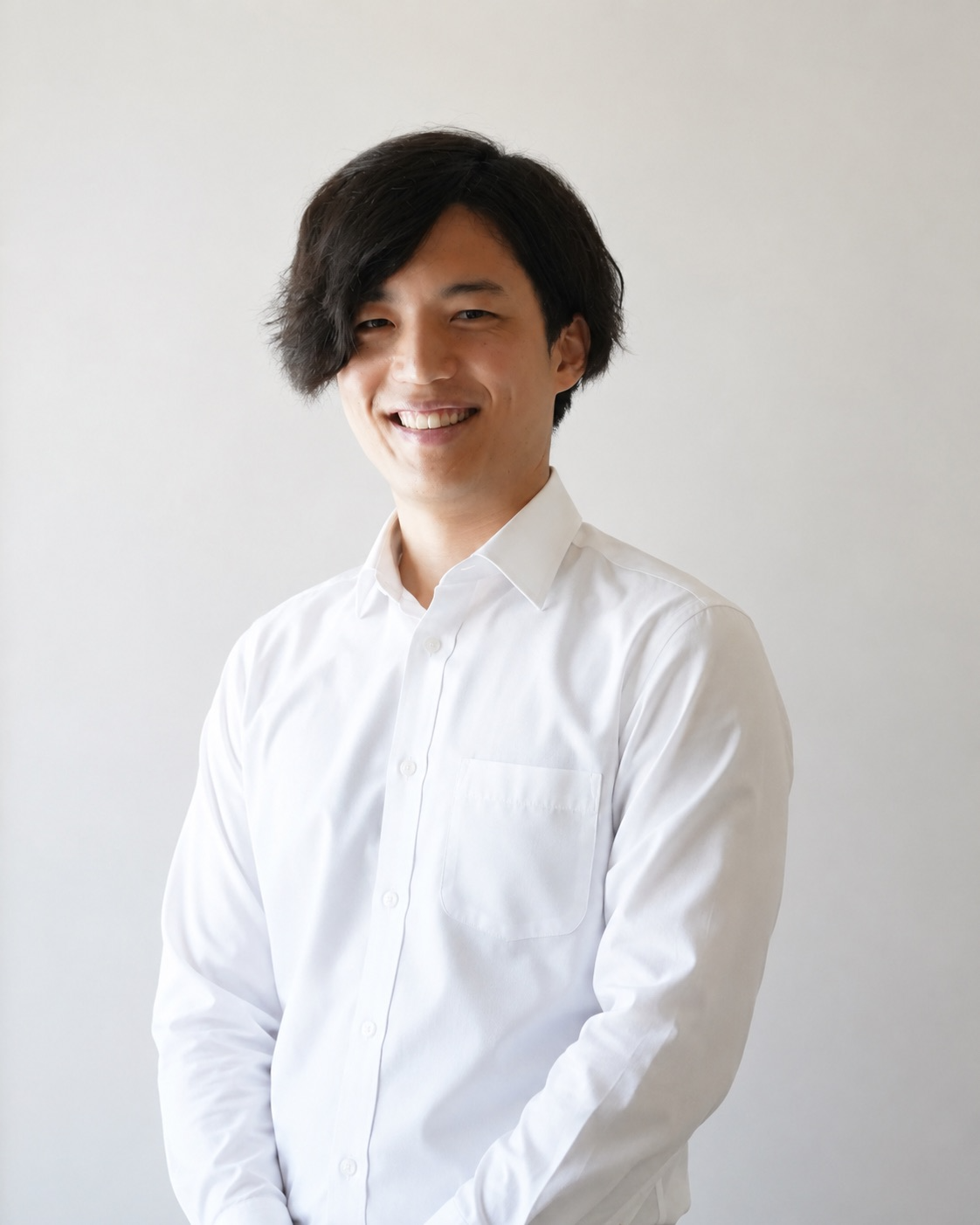 代表 小川 靖人